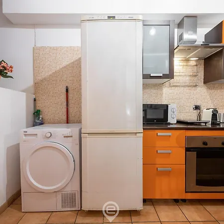Cozy Castle Loft Appartamento *